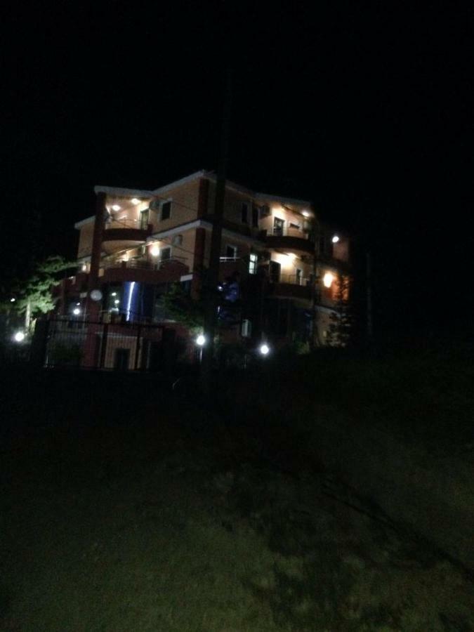Hotel Moris ดูร์เรส ภายนอก รูปภาพ