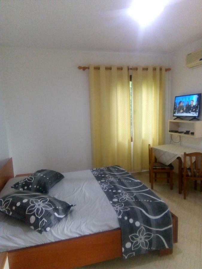 Hotel Moris ดูร์เรส ภายนอก รูปภาพ